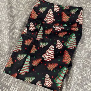 CVG Oh Christmas Tree capri leggings large